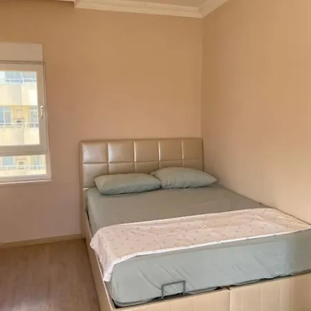 Appartement Sehrin Merkezi Konyaalti'nda 3+1 Ferah *