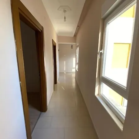 Sehrin Merkezi Konyaalti'nda 3+1 Ferah Appartement *