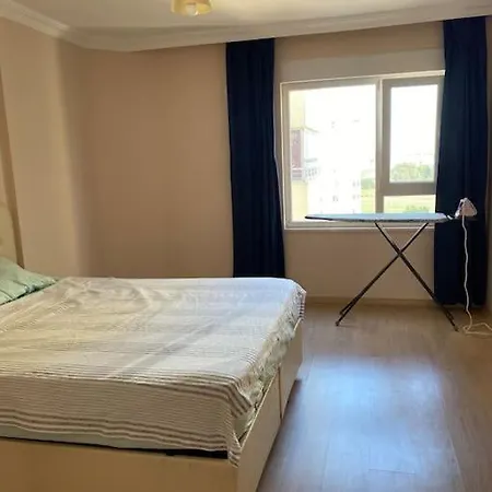Appartement Sehrin Merkezi Konyaalti'nda 3+1 Ferah *